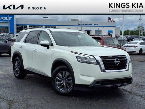 2022 Nissan Pathfinder SV 4WD