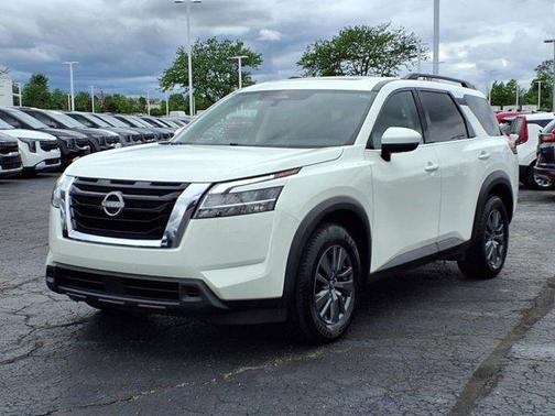 2022 Nissan Pathfinder SV 4WD