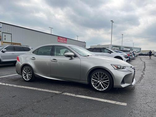 2017 Lexus IS 300 Base