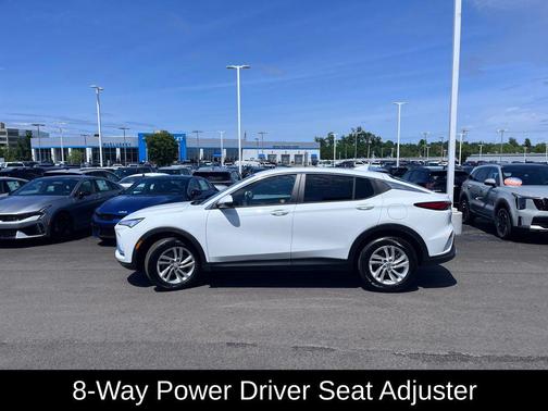 Summit White 2026 Buick Envista Preferred FWD