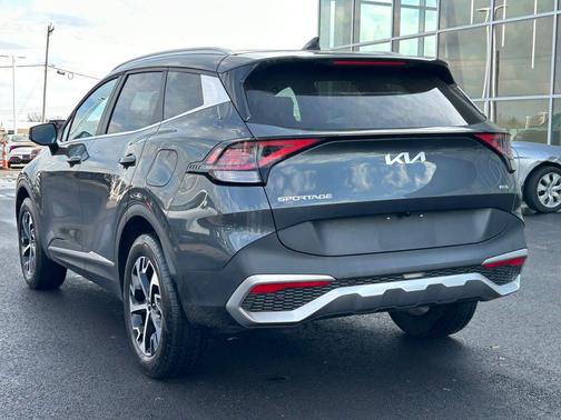 2023 Kia Sportage Hybrid EX