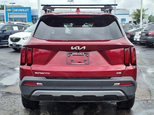 2023 Kia Sorento S
