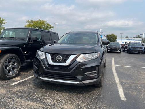 2019 Nissan Rogue S