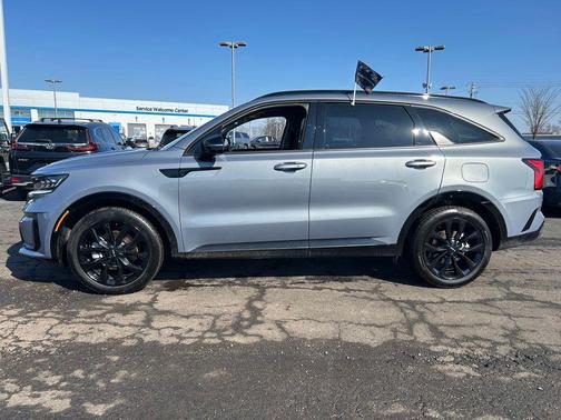2022 Kia Sorento SX