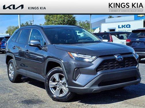 2024 Toyota RAV4 Hybrid LE