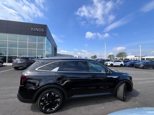 Ebony Black 2026 Kia Sorento SX