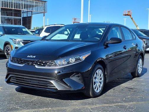 2023 Kia Forte LX