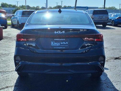 2023 Kia Forte LX