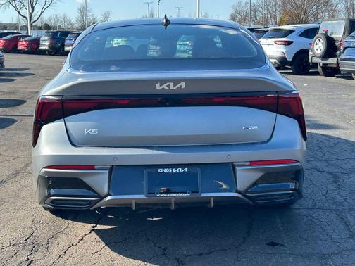 2025 Kia K5 GT-Line