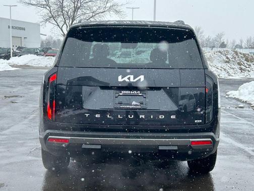 2027 Kia Telluride S