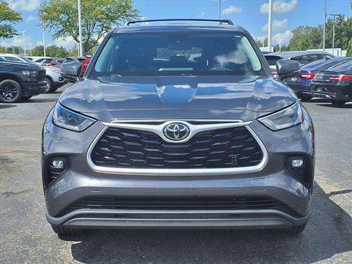 2021 Toyota Highlander LE
