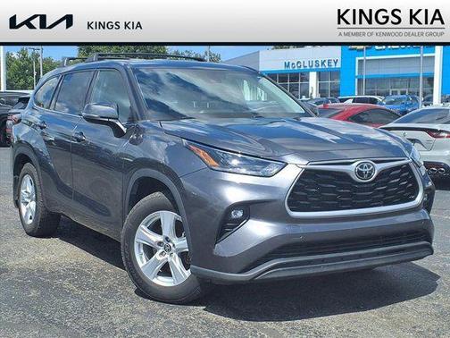 2021 Toyota Highlander LE