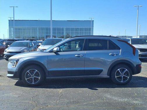 2023 Kia Niro EX