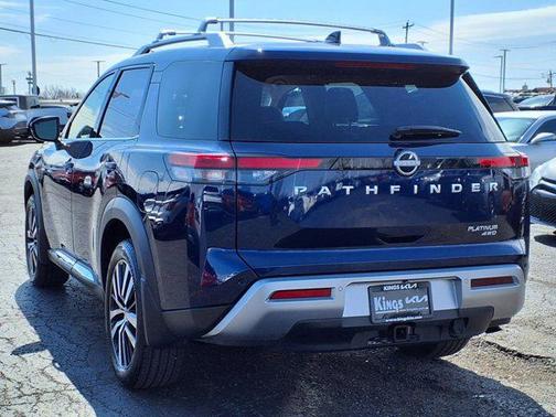 2025 Nissan Pathfinder Platinum 4WD