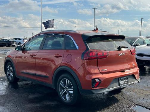 2022 Kia Niro LXS