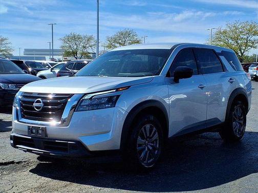2024 Nissan Pathfinder S 4WD