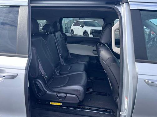 Silky Silver 2023 Kia Carnival LX