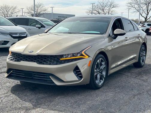 Crystal Beige 2021 Kia K5 EX