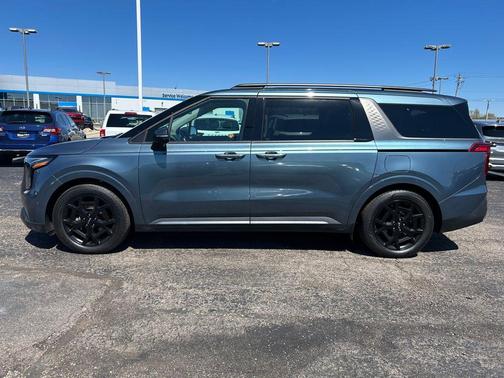 Astra Blue 2025 Kia Carnival SX