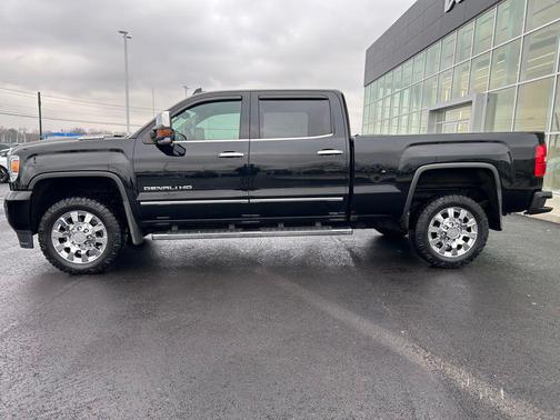 2018 GMC Sierra 2500 Denali