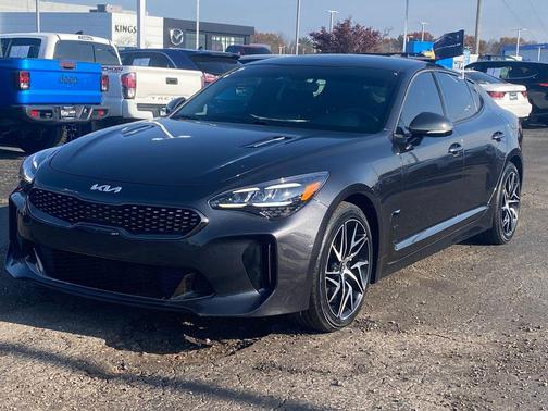 2023 Kia Stinger GT-Line