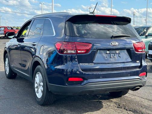 2020 Kia Sorento LX