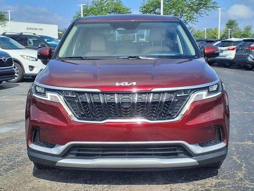 2024 Kia Carnival LX