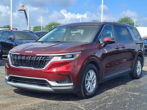 2024 Kia Carnival LX