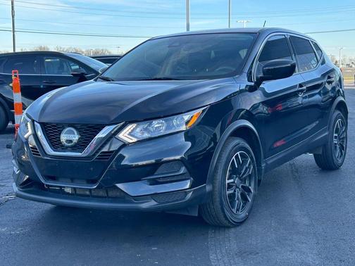 2022 Nissan Rogue Sport S