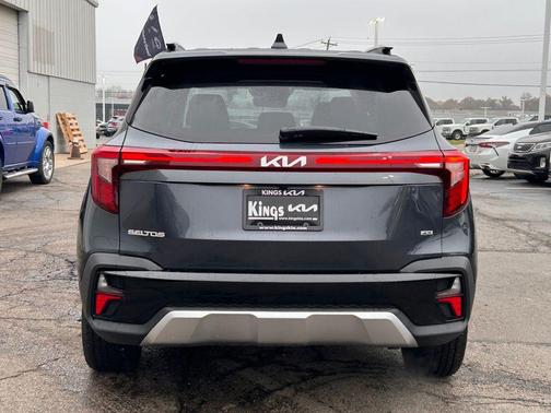 2024 Kia Seltos EX
