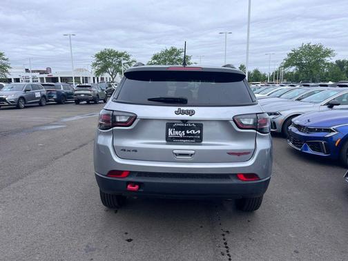 Billet Silver Metallic Clearcoat 2023 Jeep Compass Trailhawk