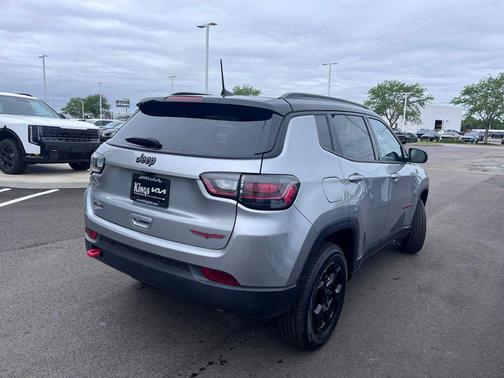Billet Silver Metallic Clearcoat 2023 Jeep Compass Trailhawk