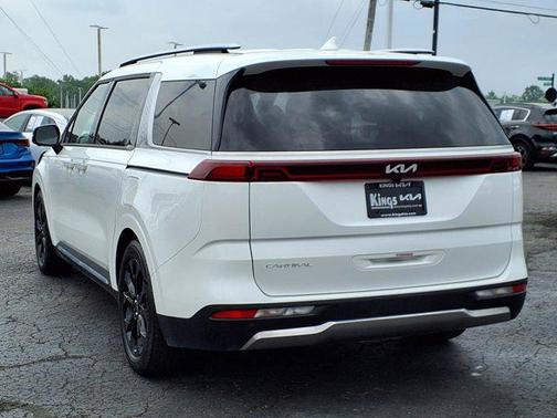 2024 Kia Carnival SX Prestige