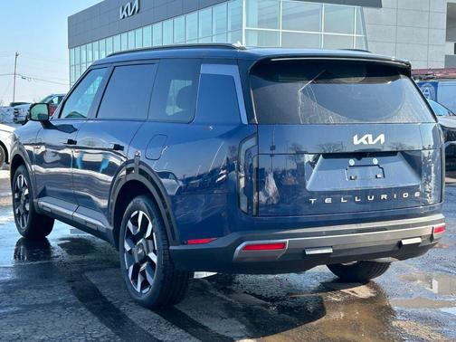 2027 Kia Telluride S