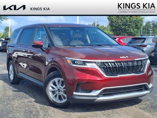 2024 Kia Carnival LX