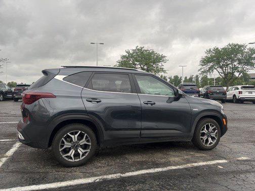 2022 Kia Seltos EX