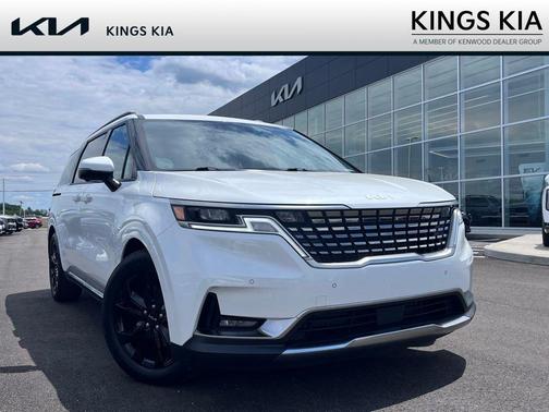 Snow White Pearl 2024 Kia Carnival SX