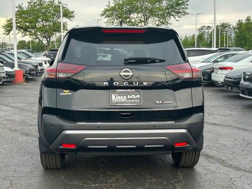 Super Black 2023 Nissan Rogue SL