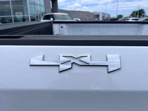 Summit White 2026 GMC Sierra 1500 Elevation