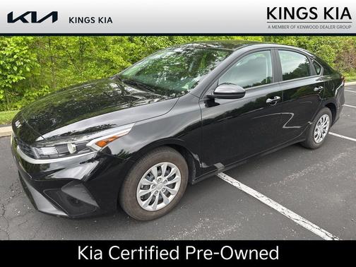 Aurora Black Pearl 2024 Kia Forte LX