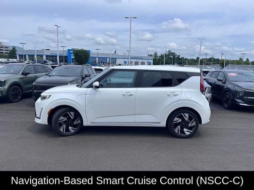 Snow White Pearl 2023 Kia Soul GT-Line