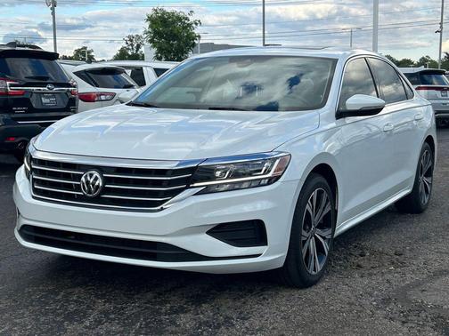 2022 Volkswagen Passat 2.0T SE