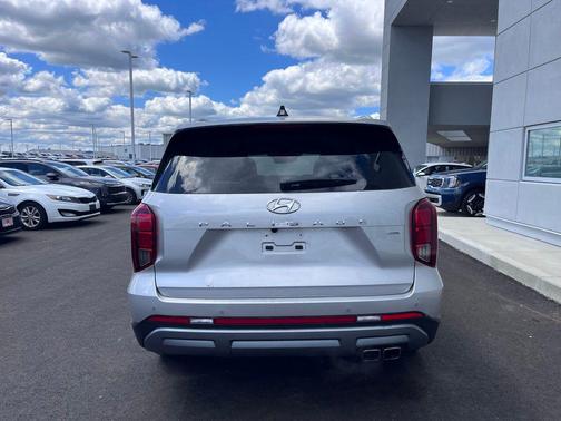 Typhoon Silver 2025 Hyundai PALISADE SEL