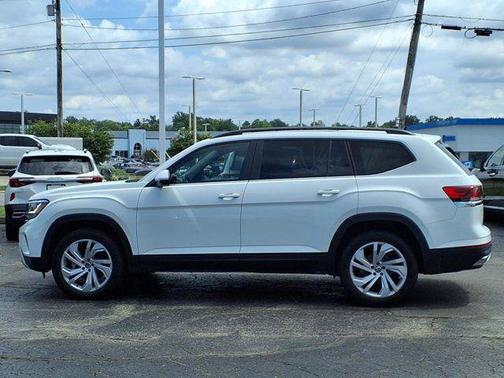 2022 Volkswagen Atlas 3.6L SE w/Technology