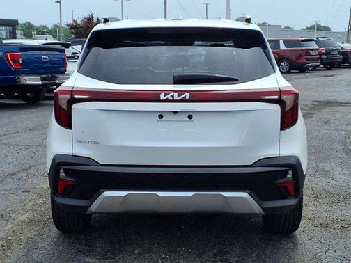 2024 Kia Seltos S