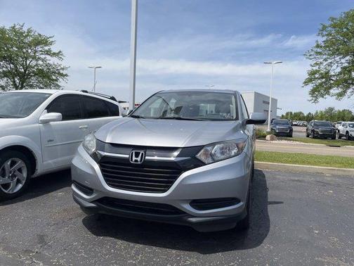 2017 Honda HR-V LX