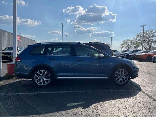 2017 Volkswagen Golf Alltrack TSI SEL