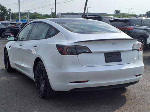 2023 Tesla Model 3 Performance