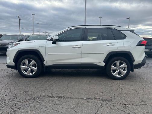 2021 Toyota RAV4 Hybrid XLE Premium