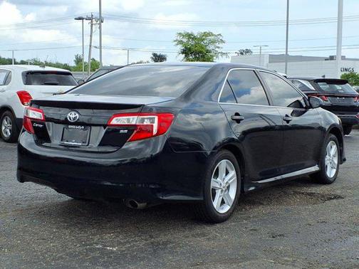 2013 Toyota Camry SE